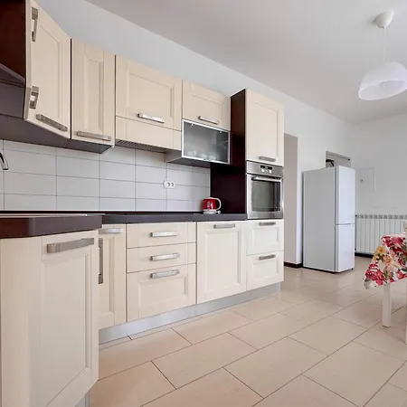 Apartament Ticiana *